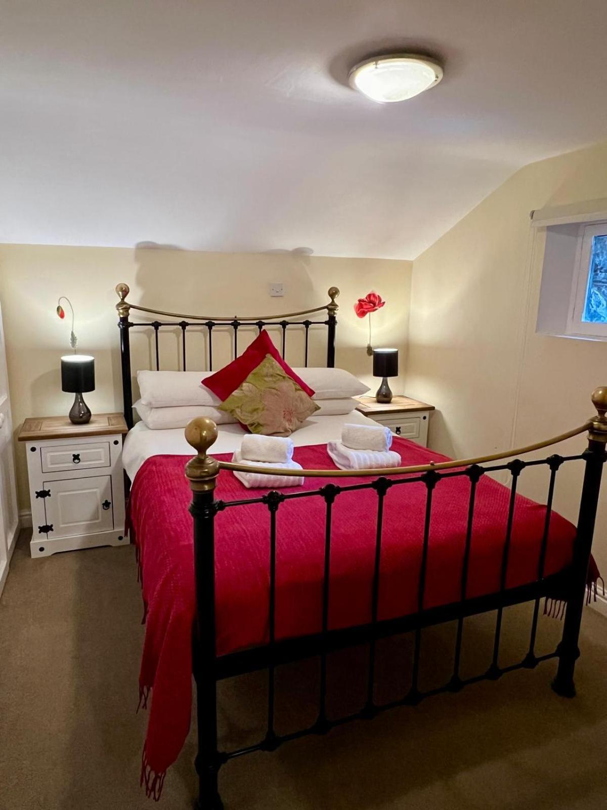 Dolgun Uchaf Historic B&B And Cottages In Snowdonia Dolgellau Exteriér fotografie