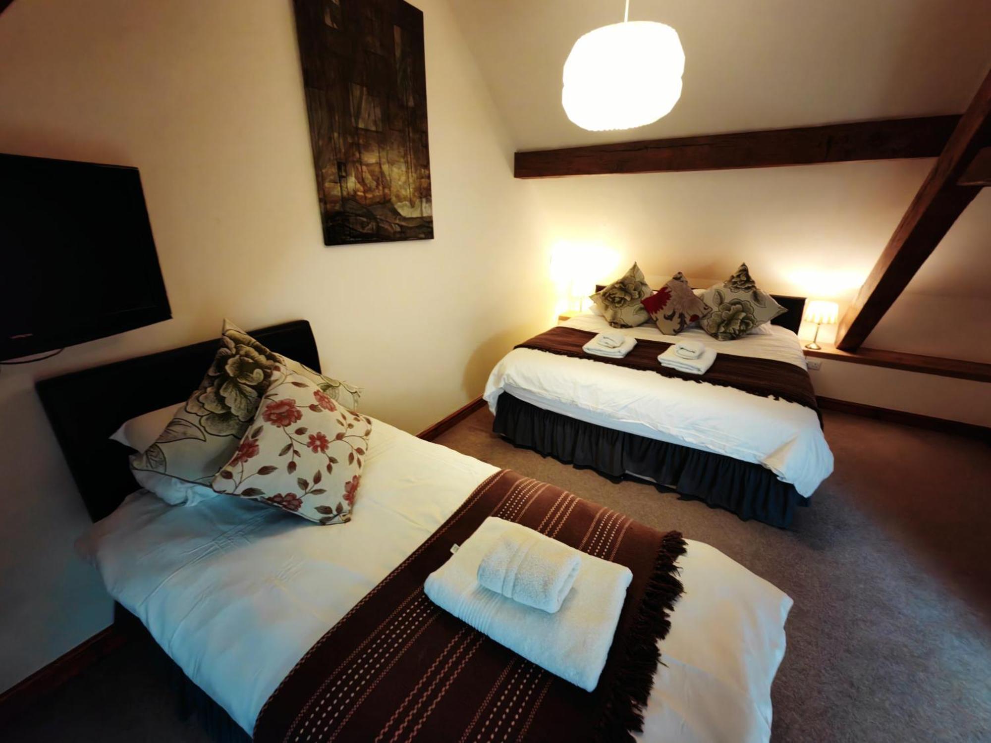 Dolgun Uchaf Historic B&B And Cottages In Snowdonia Dolgellau Exteriér fotografie