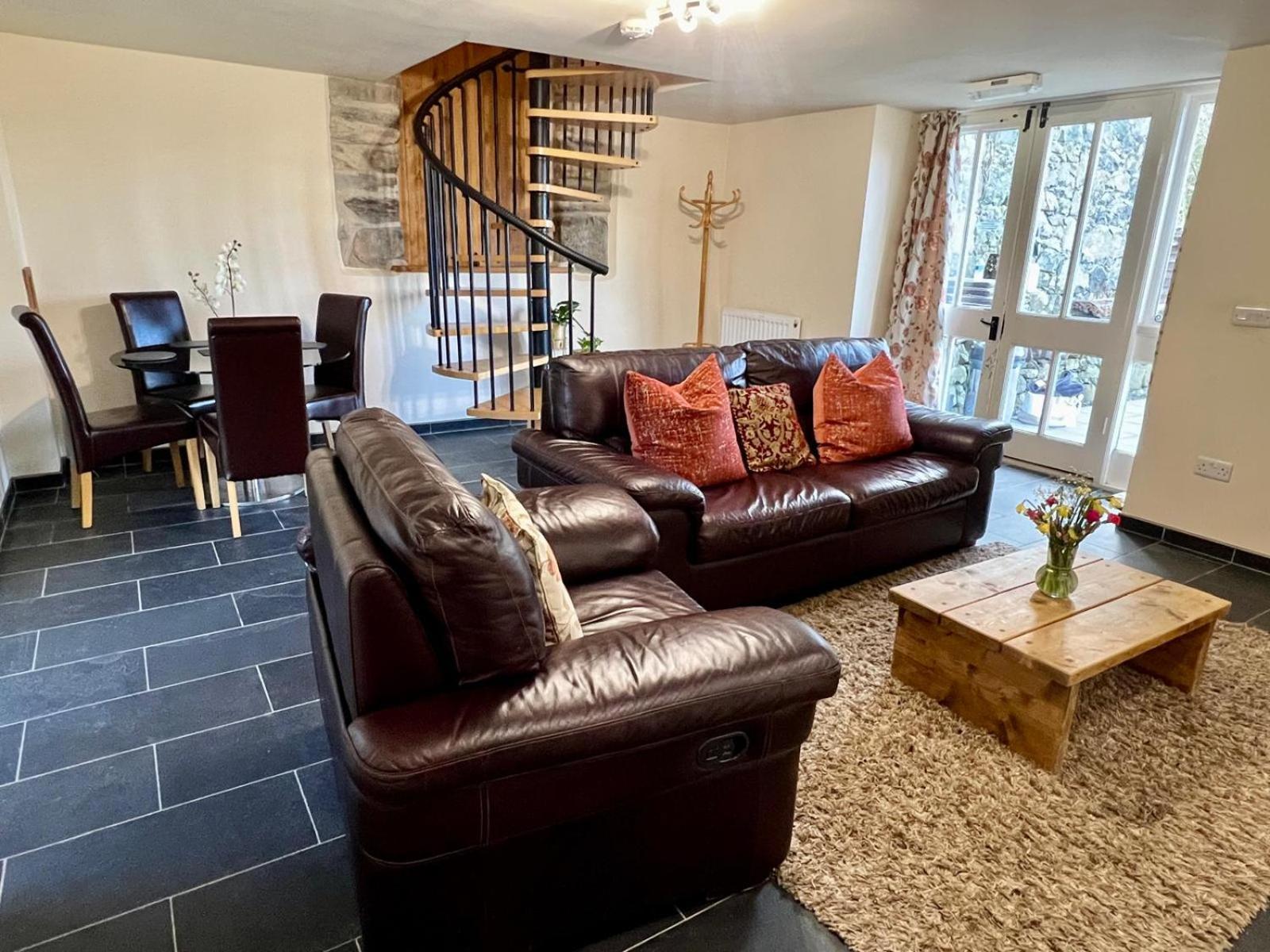 Dolgun Uchaf Historic B&B And Cottages In Snowdonia Dolgellau Exteriér fotografie