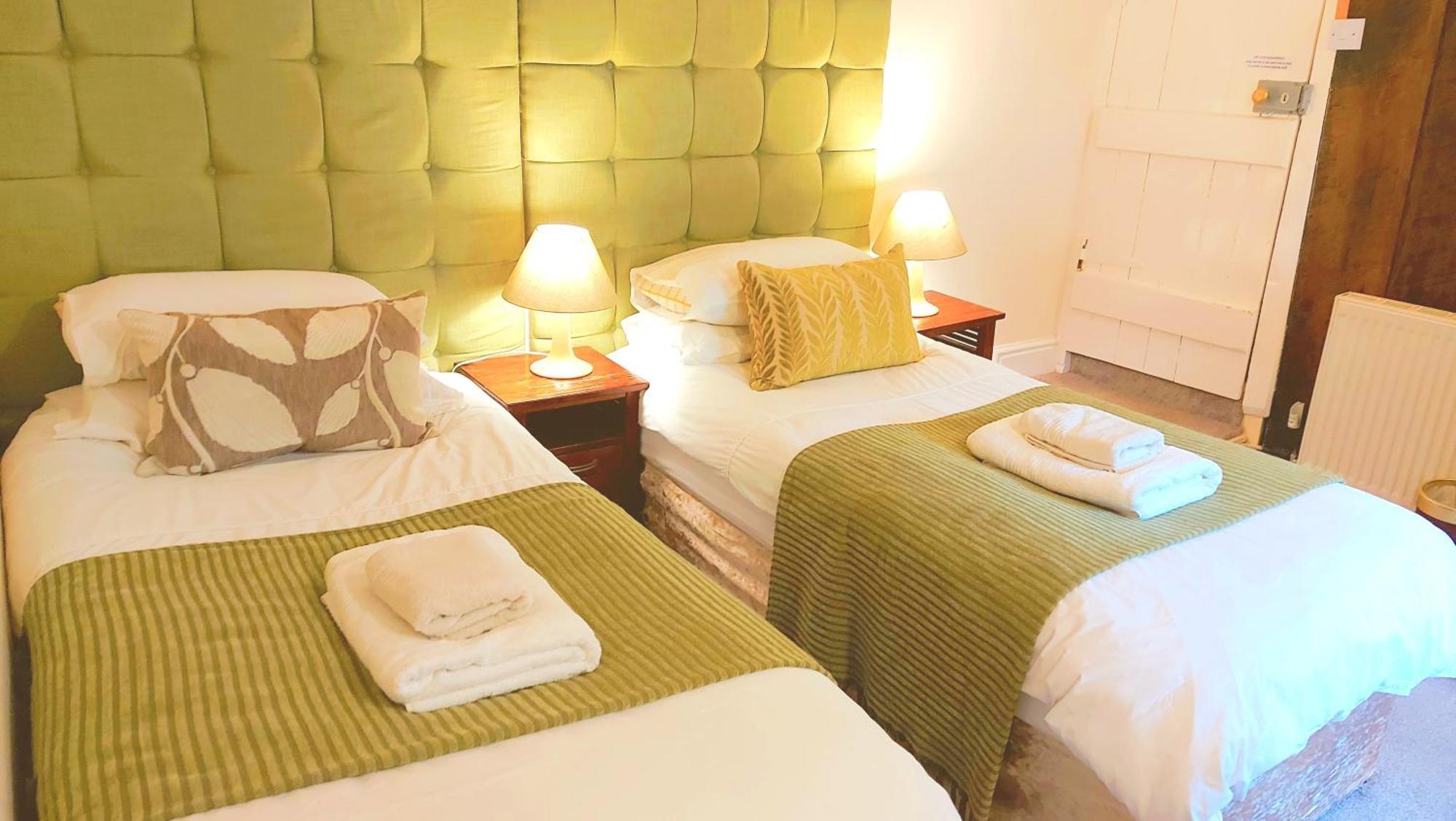 Dolgun Uchaf Historic B&B And Cottages In Snowdonia Dolgellau Exteriér fotografie