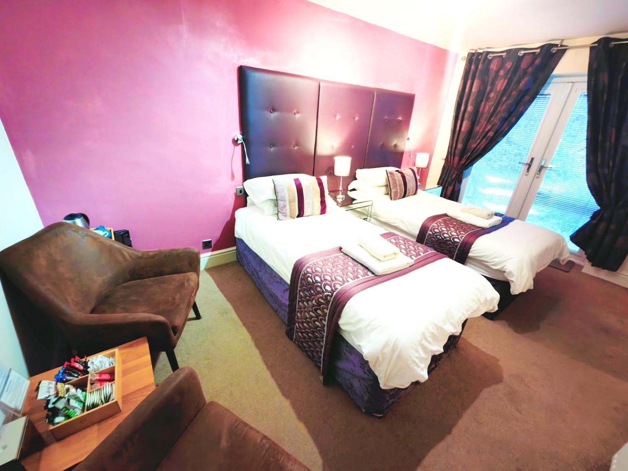 Dolgun Uchaf Historic B&B And Cottages In Snowdonia Dolgellau Exteriér fotografie